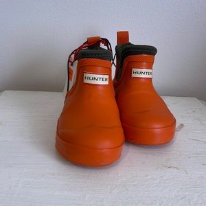 Lined waterproof rain boots